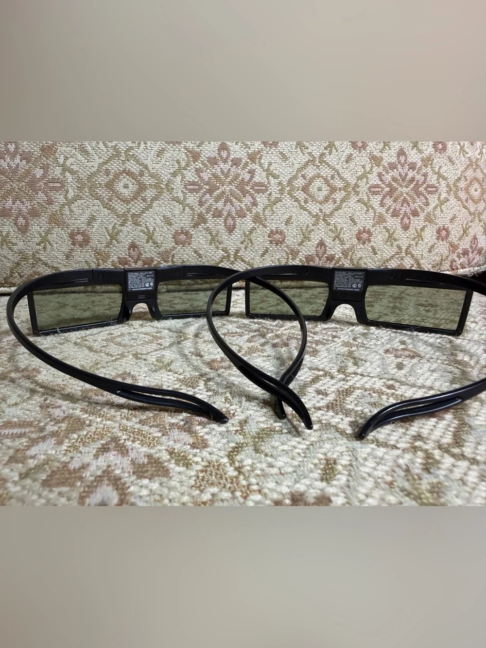 Samsung SSG-4100GB 3D Active Glasses Lot of 2 Battery Operated Bluetooth